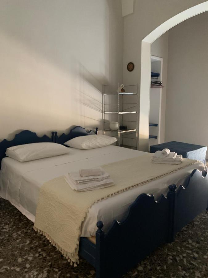 Le Tre Civette Bed & Breakfast Lecce Dış mekan fotoğraf