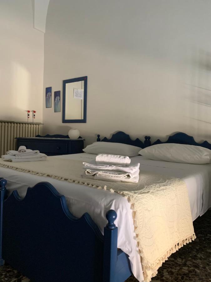 Le Tre Civette Bed & Breakfast Lecce Dış mekan fotoğraf