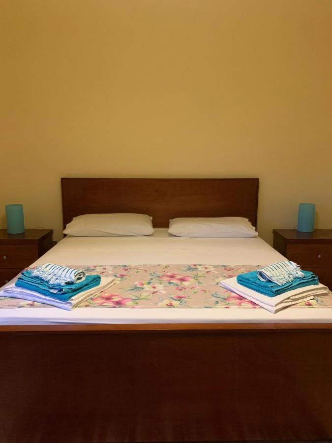 Le Tre Civette Bed & Breakfast Lecce Dış mekan fotoğraf